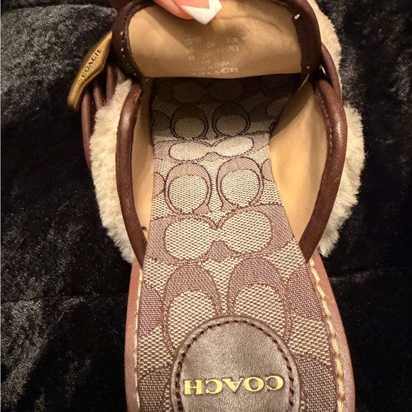 Coach Shearling Clogs - Picture 3 of 9